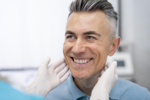 impianto-dentale-densanea-300x200
